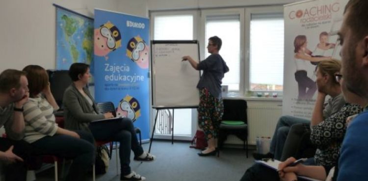 Rodzicielstwo przez zabawę z Agnieszką Stein